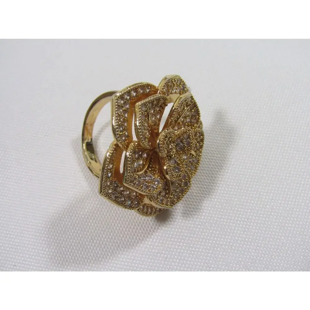 Gold‎ Tone Flower Rhinestone Ring 8 3/4